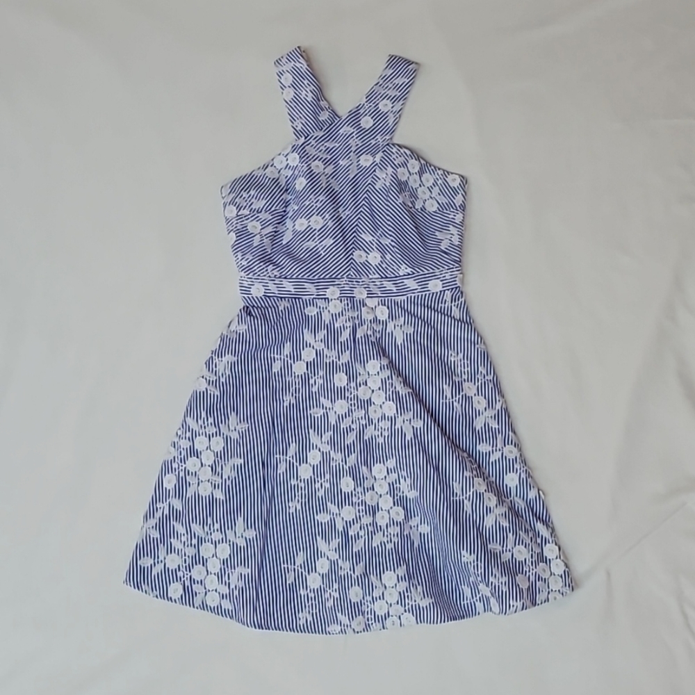 💯 cotton midi dress with sewn in design